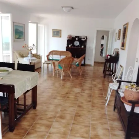 Holiday home Villa Eminenza
